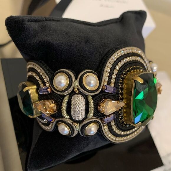 ❤️SOLD❤️IZABELA FELINSKI Extravagant Bracelet - Picture 4 of 12